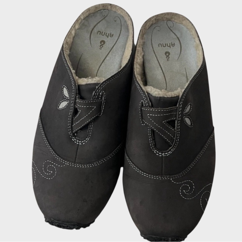 Ahnu Brown Slip-On Mule with Fleece Lining 9